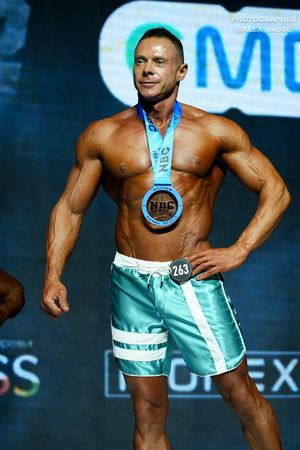 MEN'S PHYSIQUE МАСТЕРА +40